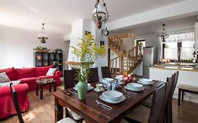 Spacious House In The Rural Suburbs Of Krakow